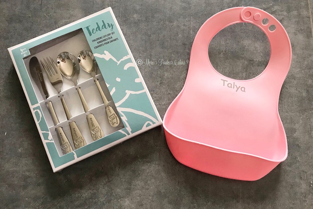 Test : Couvert &amp; bavoir personnalisé de Byhappyme merepouleetalors.wordpress.com/2018/03/06/tes…