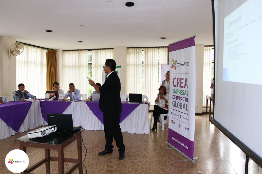 CdtCreatic's tweet photo. #SolmediaDigital empieza el #NetworkingGanadero con la socialización de su empresa @GobCauca @S_AgroCauca @ClusterCreaTIC #SomosCreaTIC https://t.co/w9F5HBR4uX