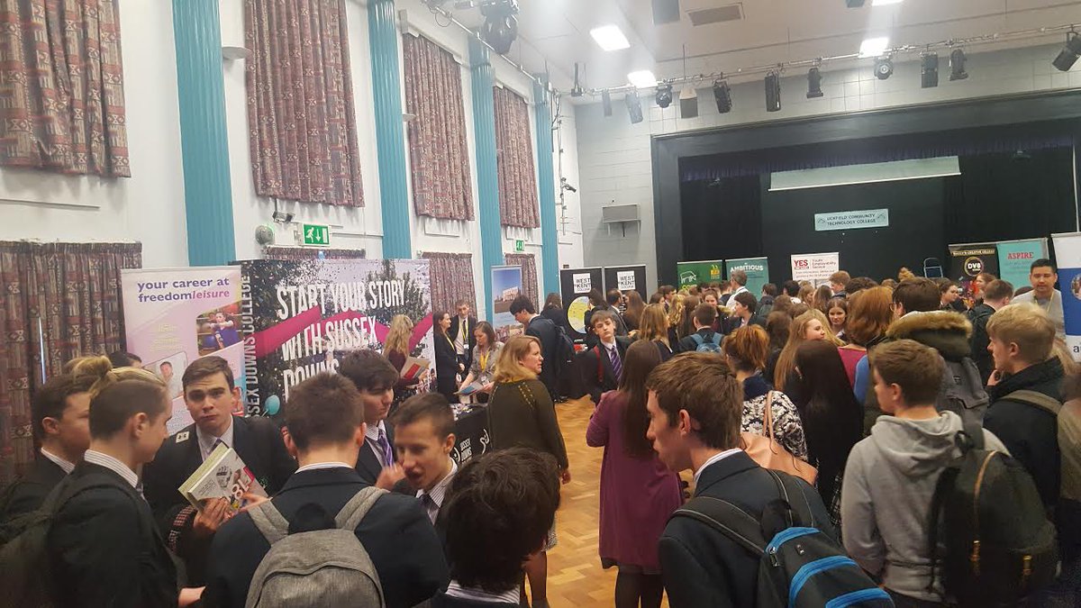 UckColl_Careers's tweet photo. Lots of students attending our careers fair today
#uctclearn #inspiring #thefutureisbright https://t.co/GuAeB5pba7