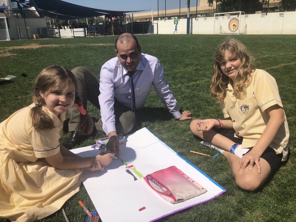 Horizon_Arabic's tweet photo. Year 6 had fun labeling the places in Dubai during this nice art activity #happylearners #Arabicweek @Horizon_Year6 @Horizon_ArtDes https://t.co/PD9H8JBgyf