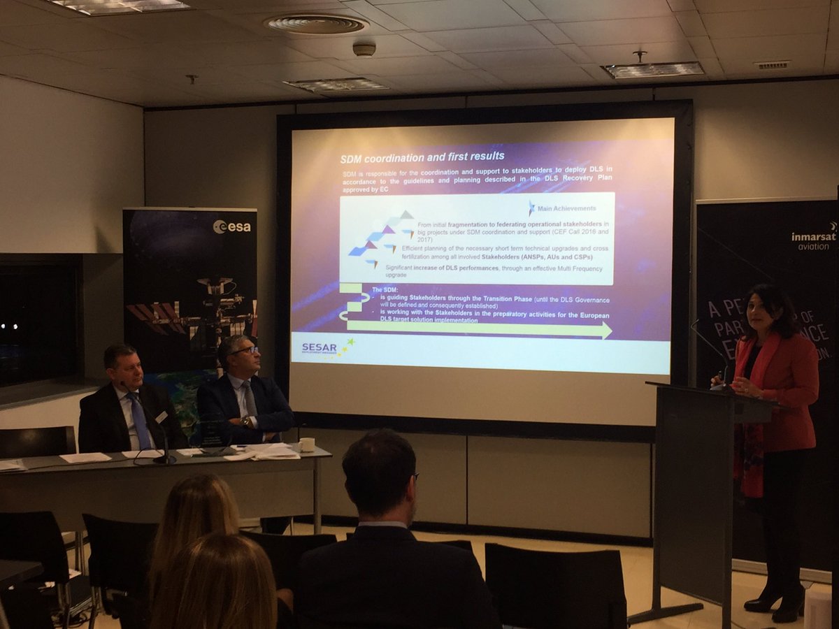 SESAR_JU's tweet photo. Mariagrazia La Piscopia from @SESAR_DM explains on the importace of a coordinated deployment for #DataLinkServices @WorldATM_now #PoweredBySESAR https://t.co/Ux71FscjkP