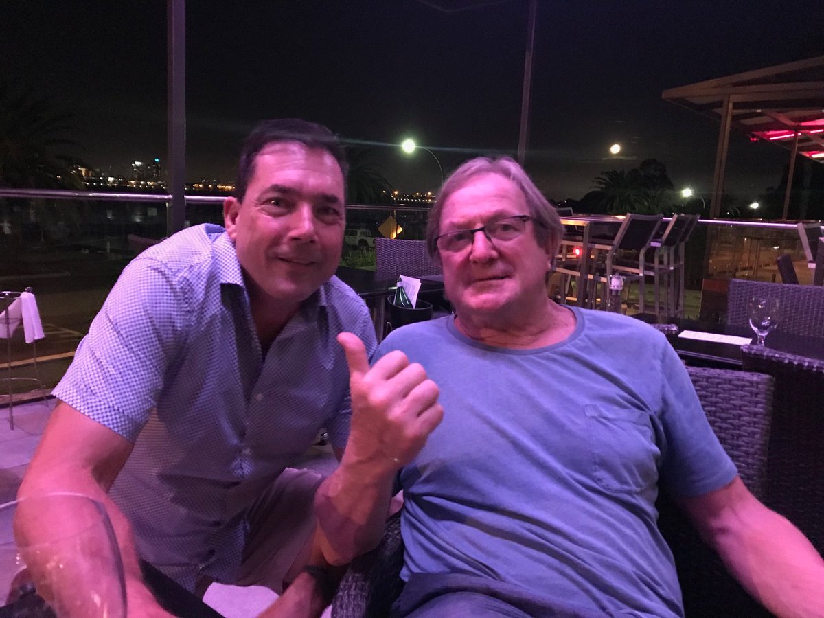 GaryODonnell10's tweet photo. Old coaches never die - they just keep tracking you down and imparting knowledge #6000views https://t.co/6iFdVuOPlT