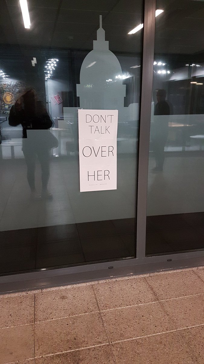 lettinghertalk's tweet image. 2. Don&apos;t talk over her. #dontinterruptme