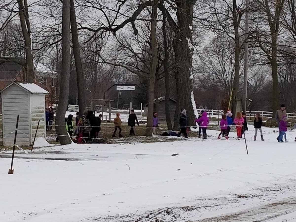 HHAHSmichigan's tweet photo. The School Tours have begun @HHAHSmichigan. #ilovemaplesyrup #puremichigan #experiencejackson #pancakebreakfast #hanoverhortonelementary #HHkindergarten https://t.co/y9yVZs6U8c