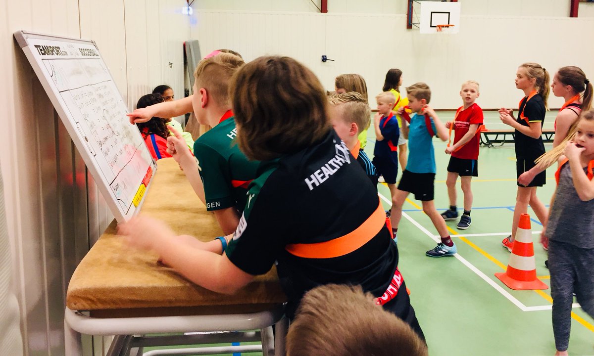 HvdSG Eemsdelta (@hvdsg_eemsdelta) on Twitter photo Vanmiddag 43 leerlingen bij de NSA โWinkel van Sinkelโ in Wagenborgen! <a href="/HuisvoordeSport/">Huis voor de Sport</a> @Gem_Delfzijl <a href="/SOOMarenland/">Stichting Openbaar Onderwijs Marenland</a> <a href="/Noordkwartier/">noordkwartier</a> Vanmiddag 43 leerlingen bij de NSA โWinkel van Sinkelโ in Wagenborgen! <a href="/HuisvoordeSport/">Huis voor de Sport</a> @Gem_Delfzijl <a href="/SOOMarenland/">Stichting Openbaar Onderwijs Marenland</a> <a href="/Noordkwartier/">noordkwartier</a>