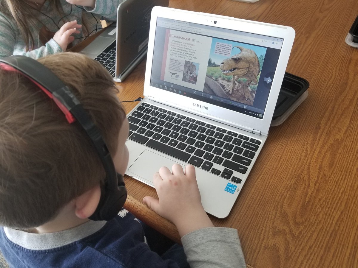 AmberConley88's tweet photo. Ms. McDaniel's kindergarteners are learning lots of exciting things using @myONreader!   George Washington, T-Rex, sea animals, &amp; fossils OH MY!! 
📚🐳🐚🐊👩‍🎓👨‍🚀🔍
@STCElementary #stcr13 https://t.co/3nvgABjsvx