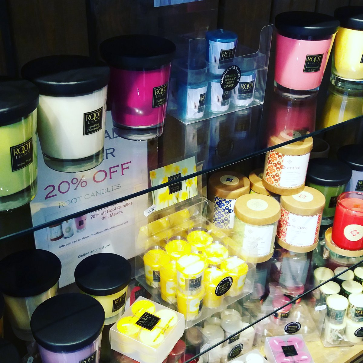 thebrushhouseuk's tweet photo. Check out our latest offers! 👀 We have 20% OFF Root Candles this month! (Whilst stocks last!) 🙌 #whenitsgoneitsgone 
@thekandletree
#laststock #rootcandles
#indie #indieshop #Gloucestershire #glos #gloucester https://t.co/QAKAQgUNp8