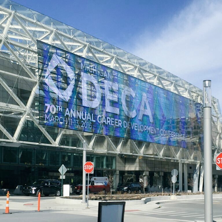 RT if you’ll be at #MIDECA SCDC this weekend 🙌🏼🔷