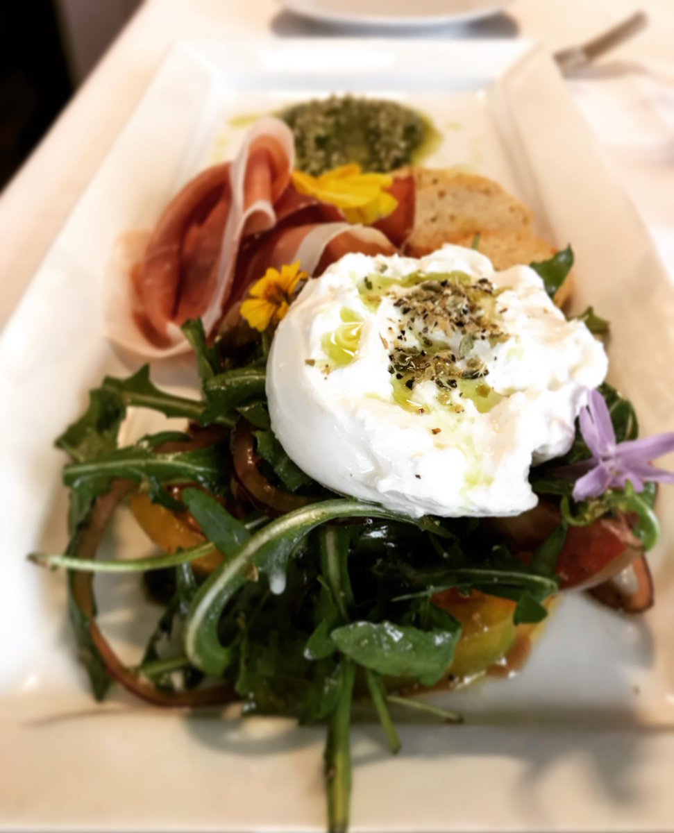 Extra creamy Burrata 😋 #mozzarella to die for! #RecipeOfTheDay #TheRisingSun #NorthLondon #Restaurant #Italian #Pub