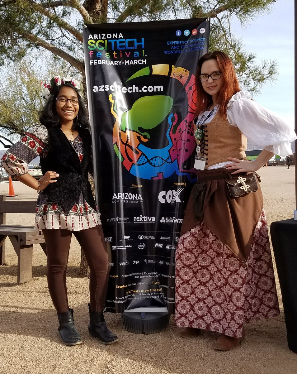 jhmorris's tweet image. Chief Science Officer Chloe and Merlin presenting STEM in the Renaissance. #AZSciTech #cguhsengineering