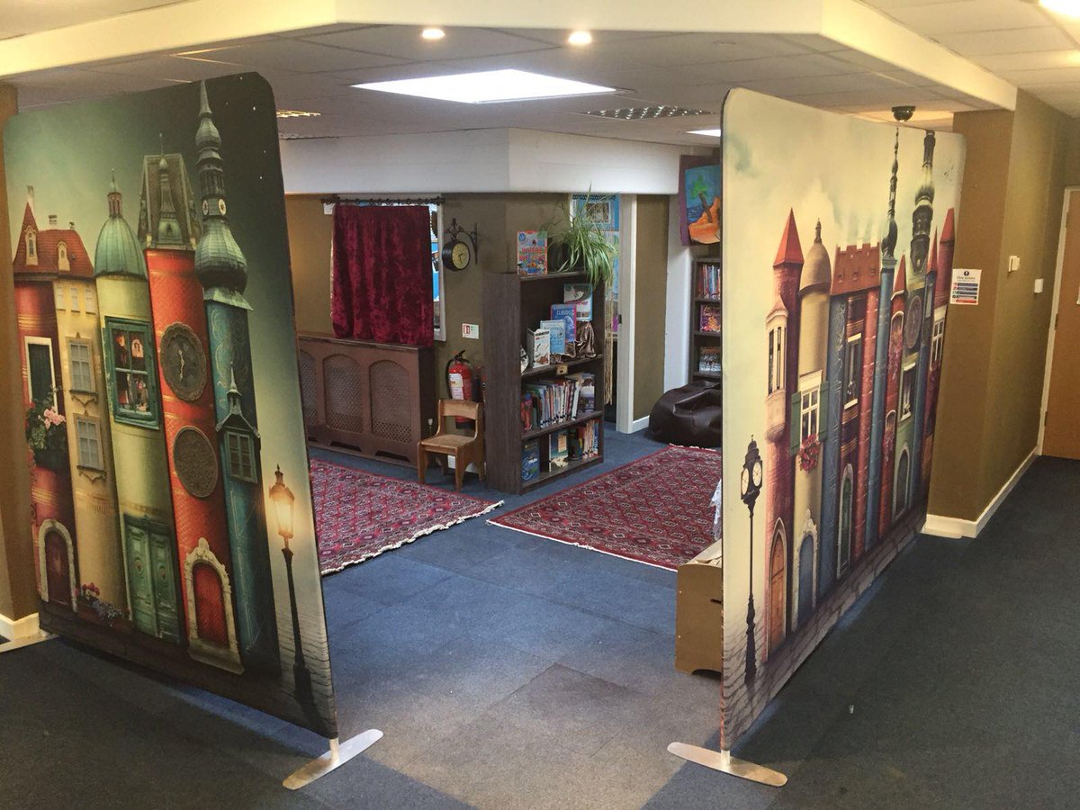 nettlbirmingham's tweet image. Last week we visited Belle Vue Primary School for the launch of their new library! Great use of our fabric display stands if we do say so ourselves... Well done to everyone involved, it looks great! :)