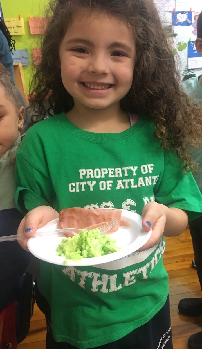 Our Pre-K 3 through Kindergarten classes continued the celebration of #ReadAcrossAmericaWeek with #DrSeuss inspired "green eggs and ham!"  #Catholicschools #harlem #hamiltonheights #Elementary #NYC #breakfast