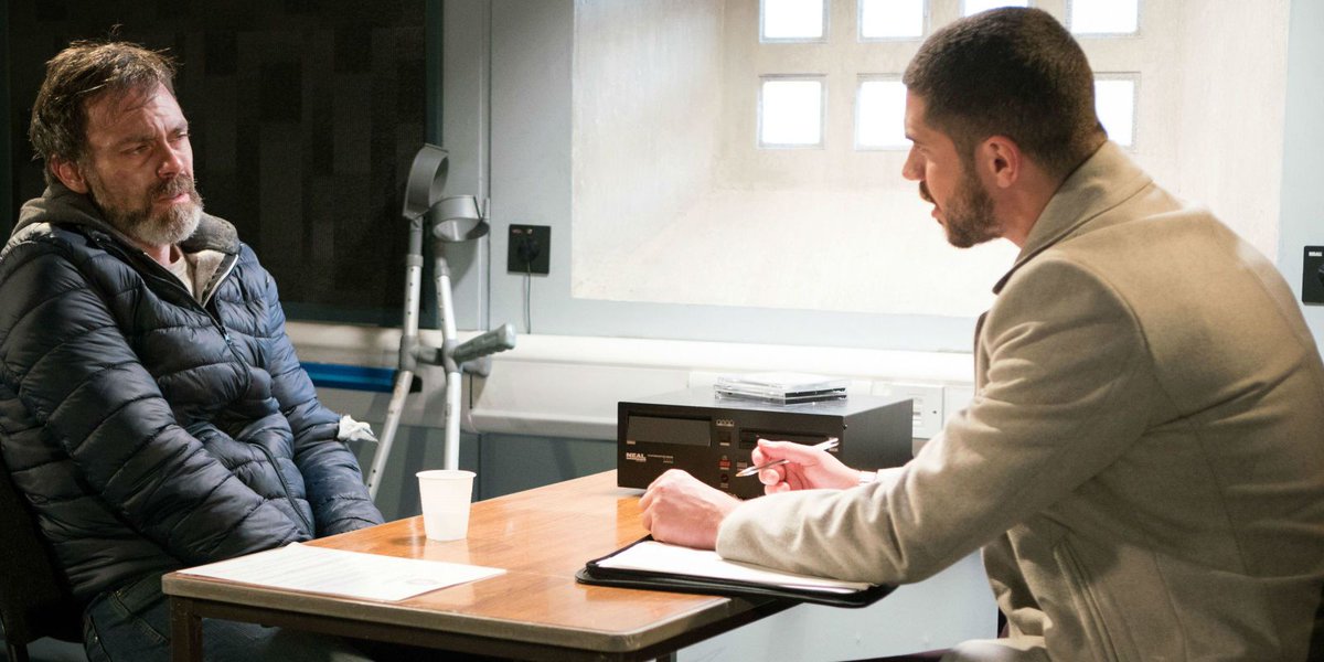Adam Barlow is looking a little different as he comes to Billy's rescue in <a href="/itvcorrie/">Coronation Street</a>...

buff.ly/2D3vlt4

<a href="/scottishsamuel/">Samuel</a> <a href="/Dan_Brocklebank/">Daniel Brocklebank</a>