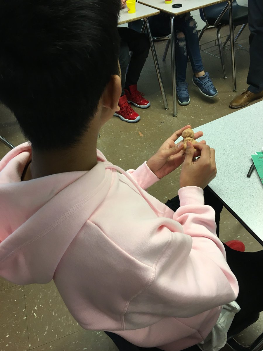 Moore8grade tweet media