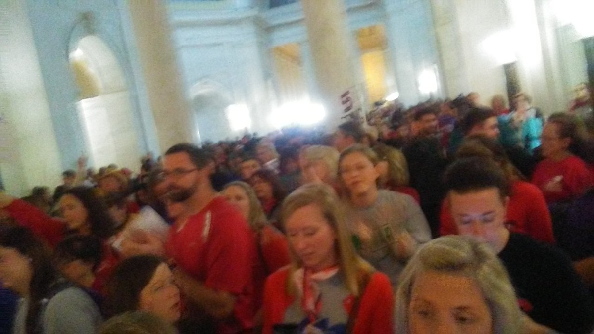 strsta11's tweet image. "Start a revolution! Start a revolution!" #WVTeachersStrike #55strong #55United