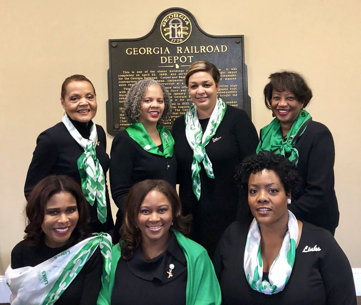 CamelliaLinks's tweet photo. ANNUAL GEORGIA LINKS DAY AT THE CAPITOL 

The Links, Inc. Camellia Rose Chapter members attending the 2018 Links Day at the Capitol

#GALDAC2018
#GALinks@Capitol18
#2018GALDATC
#GALinks
#LinkedInFriendship
#CamelliaLinks
#CamelliaRoseLinks
#SALinks
#LinksInc
@LinksInc https://t.co/47XZ1AUZLa