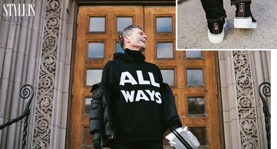 styleiswhat's tweet photo. Shop this #DavidWaters #look at https://t.co/AObea1HIbk
#malemodel #mensfashion #menstyle #ss18 #farfecth #styleiswhat #streetstyle @MaisonValentino #valentino @MaisonMargiela1 #MaisonMargiela @givenchy #Givenchy https://t.co/yz8nDDxz9M