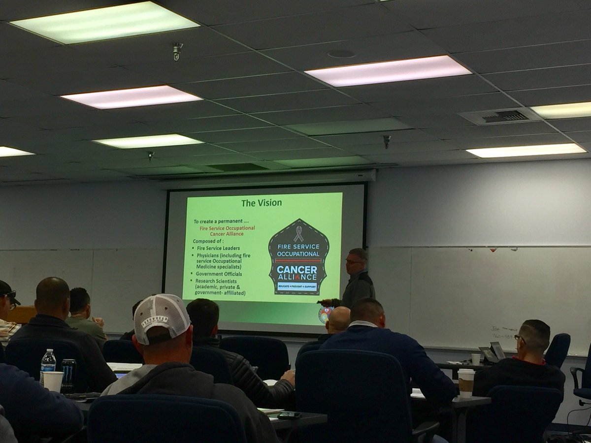 Firefrank76's tweet photo. Ed Kilma  from the @1stresponderctr  addressing attendees at Fire Dynamics Bootcamp on the many resources, including cancer support -  they offer the fire service. 
Fire dynamics, modern fire fuels &amp; cancer rates in #Firefighters are all interconnected. @UL_FSRI https://t.co/XCEC4oyHB1