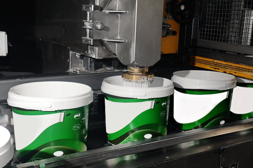 Verglass01's tweet photo. MIRAGLASS© is a major perk in #paint #manufacturing because of it’s #hardness. MIRAGLASS© #micronizedglass quickly becomes superior to numerous standard filler materials. It’s white #color reduces #TiO2 amount in #production lines, which significantly reduces production costs. https://t.co/CAZILMPEAt