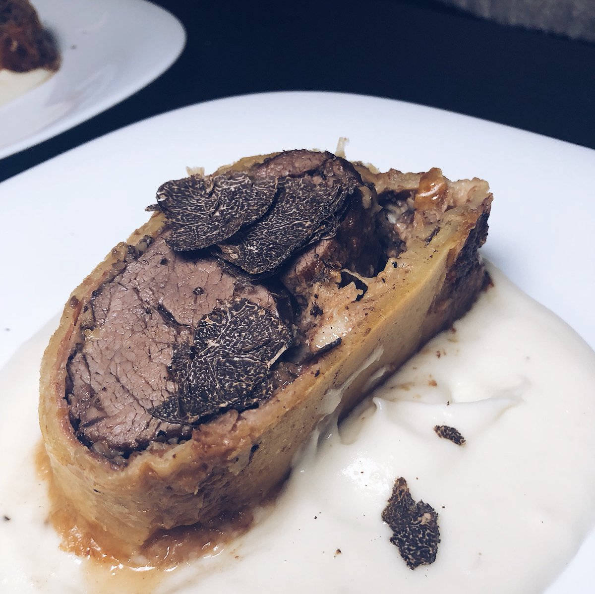 UrbaniTruffles's tweet photo. Truffle Beef Wellington by Chef Allison Fasano at #TruffleLabNYC. #UrbaniTruffles https://t.co/Zm7UcnQY8P