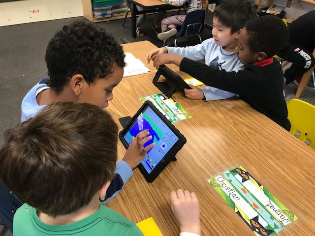 APS_FleetES's tweet photo. Henry's 1st Graders share and show their #wixie skills with Kindergartners! #APSDigitalLearning #PHESBulldogs @APSVirginia @APSHenryPTA @APSHenryPAL @PHES_ITC @TwilaGlick https://t.co/cUJqW87Tsz