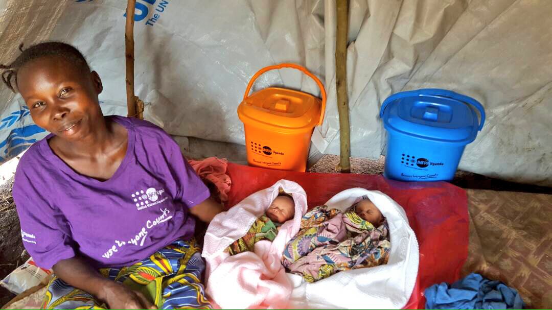 Great news from #Hoima :
Buma Estelle, a Congolese refugee mother and one of the beneficiaries of the UNFPA Dignity Kits, gave birth to her twins (Ishar and Ruta Nyakato)!
#LiveYourDreamUG #SafeBirthEvenHere