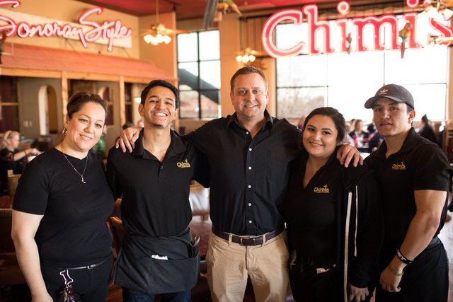 ChimisFood's tweet photo. Join us and discover the great taste and quality freshness of real Mexican food. - Brandon Fischer, owner
Photo Cred: Preview 918/Valerie Grant
#eatchimis #supportlocal #eatlocal #drinklocal #tulsacatering https://t.co/4az43UFf8y
