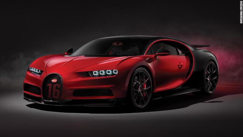 fast_fancy's tweet photo. Bugatti reveals $3.4 million Chiron for the race track https://t.co/1HHmMAeHnh https://t.co/wfe9ZGf6CD