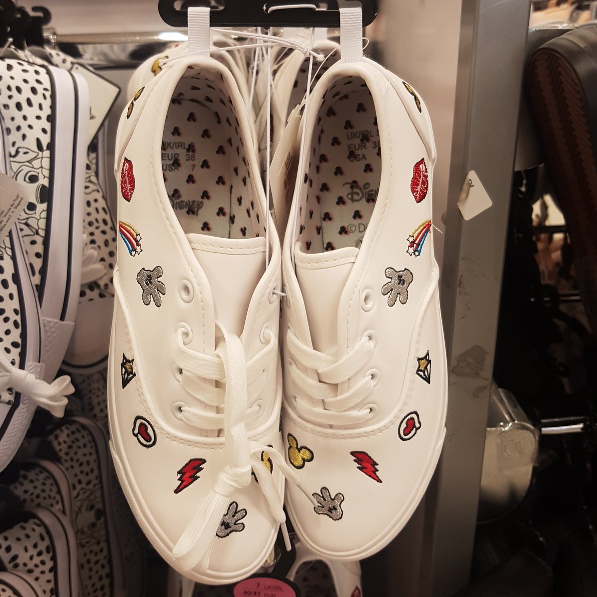 MrsMinnieDisney's tweet photo. I absolutely adore these didnt have in my size. Maybe I will get them for my birthday 😊 #disney #primark #mickeymouse #minniemouse #shoes #disneyclothing #mrsminniedisney https://t.co/WmC4Y0GVE8