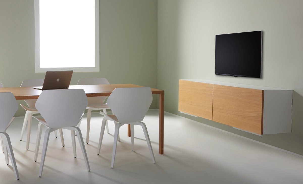 BialekSocial's tweet photo. Credenzas shouldn't be scary, whether they are for a few private ofifces or the board room. Check out @Davis_Furniture's Hue collection to see all the options, with beautiful woods and new paint colors that will finish off any space. #trendytuesday https://t.co/WcAldvVKFO https://t.co/FOxNh7eNtC