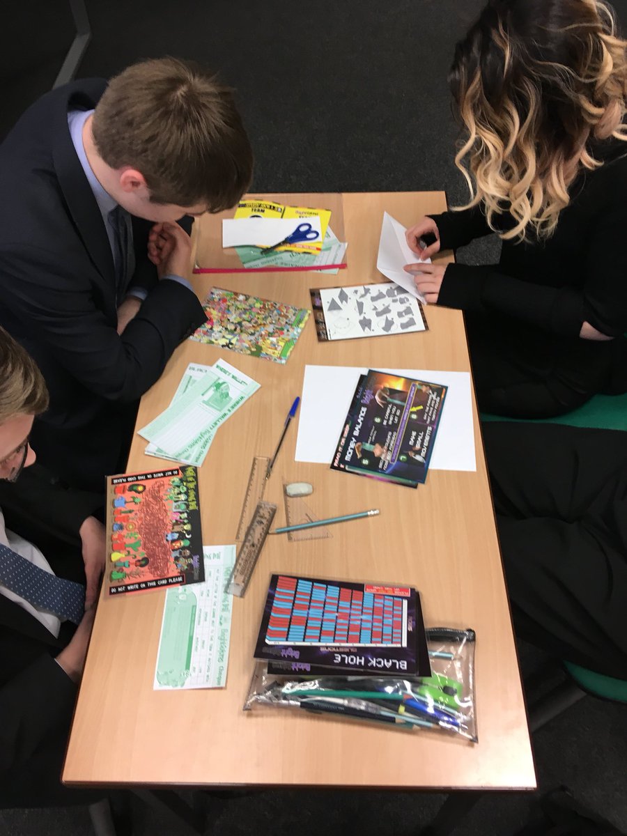 LiNCHigher's tweet photo. Great session with @BrightFuturesEx for their Aspire Day today on all things money. Remember those budgeting tips no matter what your plans after @SSPPLincoln  6th Form! https://t.co/KuFQqLy48y