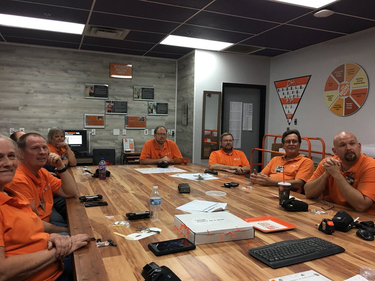 #metmilestone #10years #met <a href="/JMcDanielTHD/">Joshua McDaniel</a> <a href="/CgwilsonChris/">Chris Wilson</a> <a href="/HartleyDouglas/">Doug Hartley</a> <a href="/BCoccoMET/">Bill Cocco</a> @D8_B_Night_Team