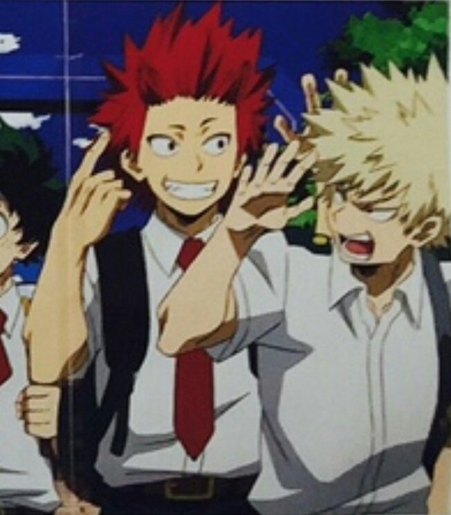 Kirishimoon's tweet photo. En una parte Kirishima le dice a Bakugou "mi pelo no es tan diferente al tuyo"
En esta imagen Kiri se señala su pelo y con la otra mano el de Baku 
No sé, los está comparando basta https://t.co/b1VcAZDvxj