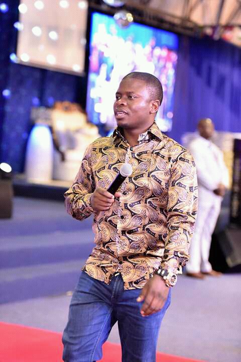 Diegochuene's tweet photo. @AdvBarryRoux #fakepastorsmustfall https://t.co/EQtSIK2oY1