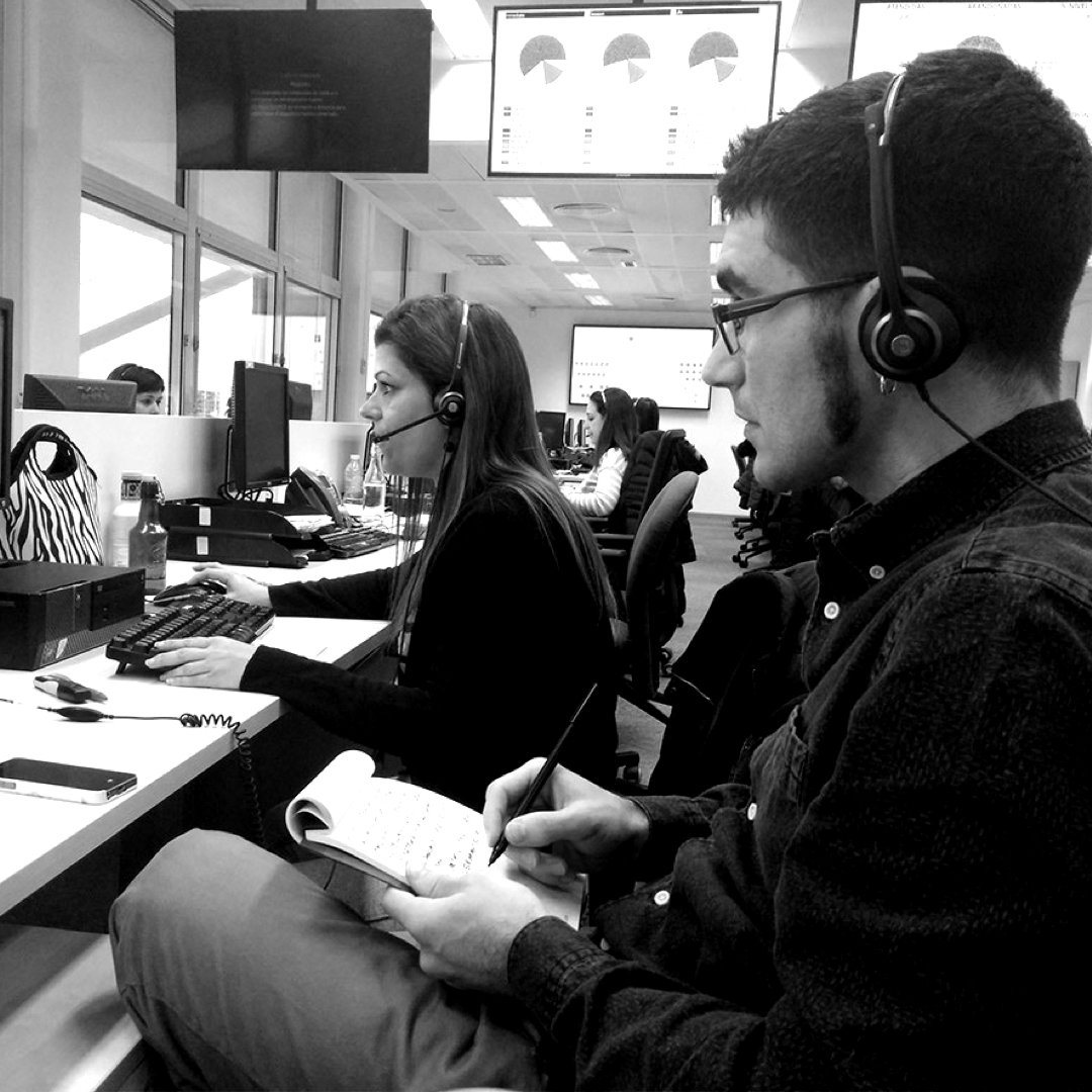 Secuoyas's tweet photo. El objetivo era crear una aplicación que sirviese de triple puente. Optamos por elementos sencillos y atomizados, creando flujos de interacción y navegación recurrente. ¿El resultado? Batimos todos los objetivos en un tiempo récord. https://t.co/ccw22gcbtC #diseñodigital https://t.co/6wEdGWM2E7