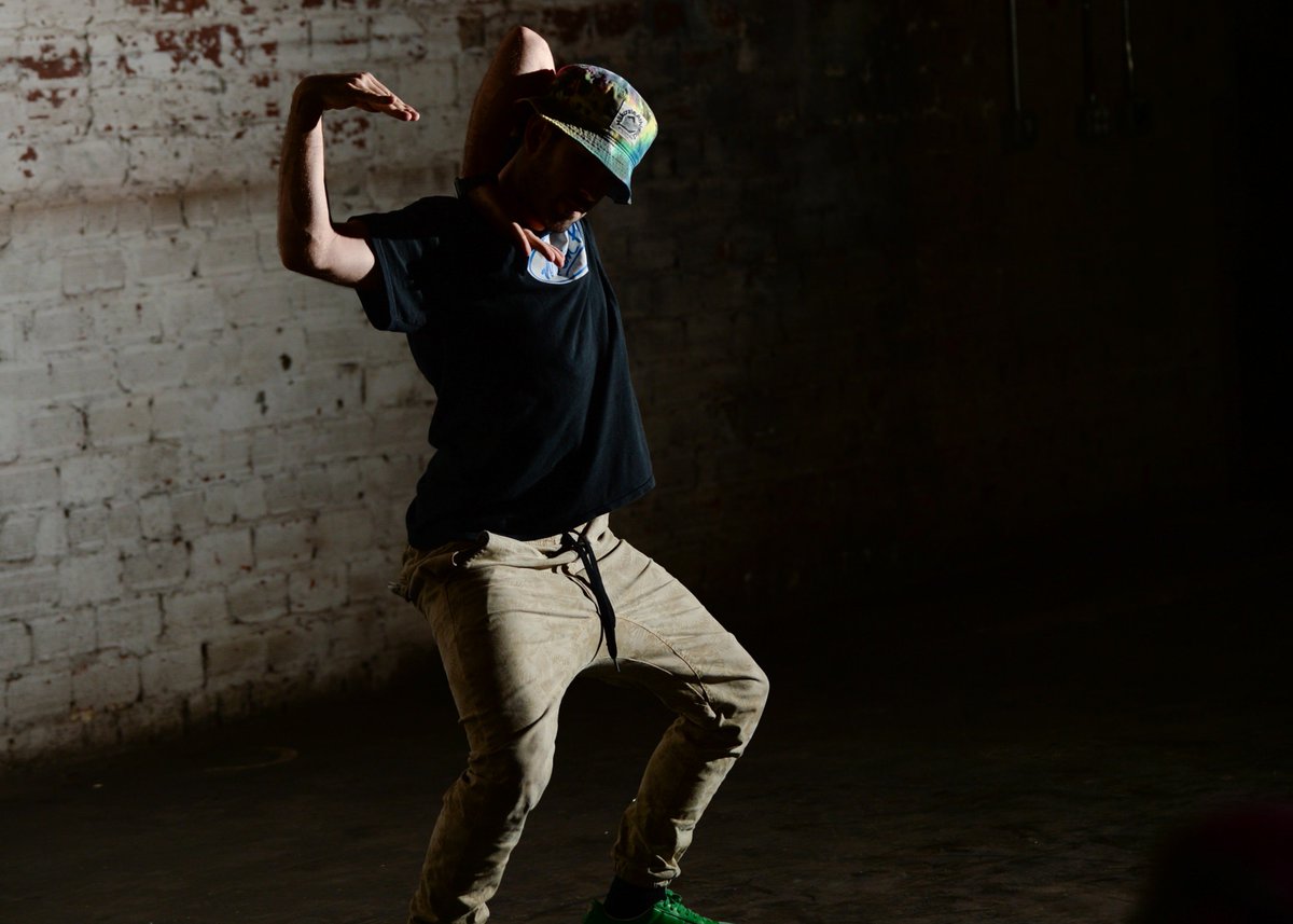 8CountTampa's tweet image. We will be hosting Diggs Deeper on March 25th for another night of beautiful dance performances and cyphers. Trust us, you don't want to miss this on Third Sunday. facebook.com/events/1457942… 

#diggsdeeper #8count #8countproductions #creative #curated #nonprofit