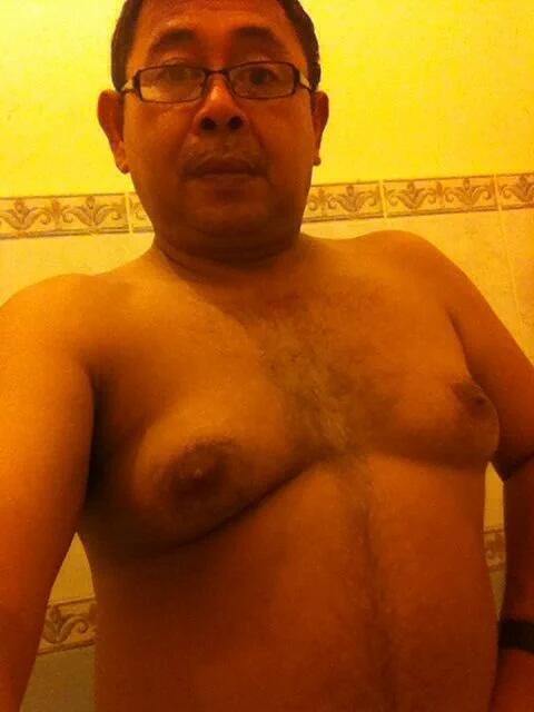 BapakSexy's tweet photo. Bikin horny nih om https://t.co/vZByUi7A1n