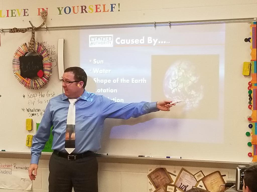 Falcons_BMS's tweet photo. We had a visitor in @EmilyLibbert class today. KRCG channel 13 weather personality Zach Paul led a weather lesson w/our 6th grade students. Thank you for sharing your knowledge w/our kids! #WeAreBlairOaks #STEM #FutureForecasters https://t.co/WI1HL6JzfJ