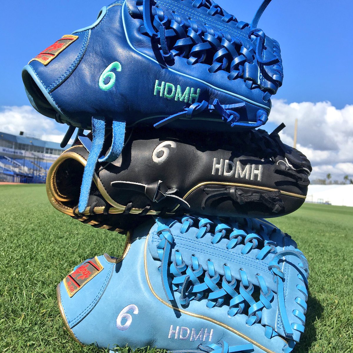 STR0's tweet image. My @RawlingsSports rotation for the next few years. 🤫 #HDMH