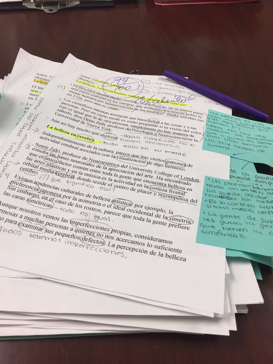 ceciliamewa's tweet photo. Grading marking the text activities #APSpanish4 #AVIDhelps #GreatOutcome @AVIDjeanie @AVIDGISD @BusseyAVID @mr_avid9th @AVID4College https://t.co/dSEaNleSC3