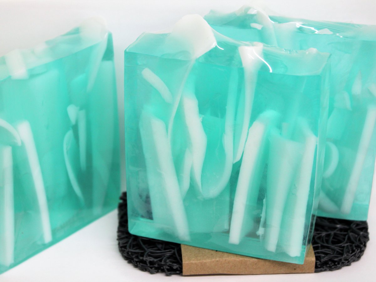 PamperedHearts's tweet photo. Have you given the Soap Lift a try yet? They'll absolutely change your soap experience!
https://t.co/YRHvNcDeyL
#pamperedhearts #soaplift #soap #soaps #soapshare #saveyoursoap #soaptips #tips #bubbles #clean #beauty #beautiful #beautifull #hearts #love #bathroomdecor #tryit https://t.co/zpnGXi9XNq