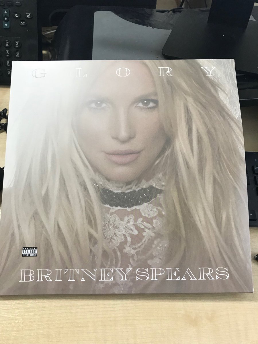 couldn’t start off my vinyl collection without having one by my girl <a href="/britneyspears/">Britney Spears 🌹🚀</a>