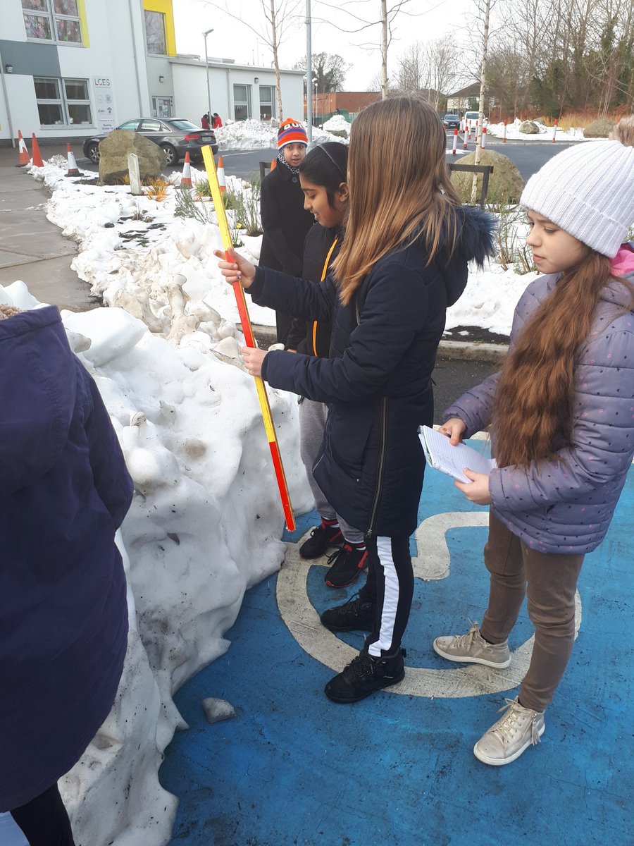 We took advantage of the 'icebergs' in the yard and measured their height, length, width and perimeter. #sneachta #stem @TeachingSTEM @Maths_Eyes