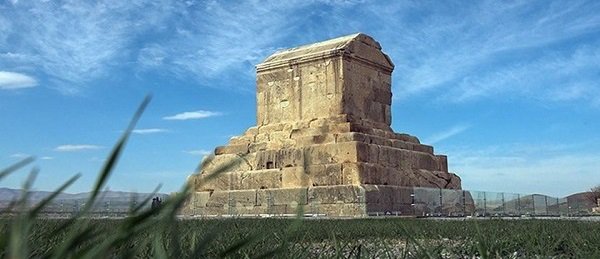 TourToIran's tweet photo. Tomb of Cyrus – Pasargadae
Cyrus, the wise &amp; peacemaker Iranian king. A person who his good name, right action &amp; good speech is being talked about, after 25 centuries monarchy over half of the world. https://t.co/saIKa8mflb