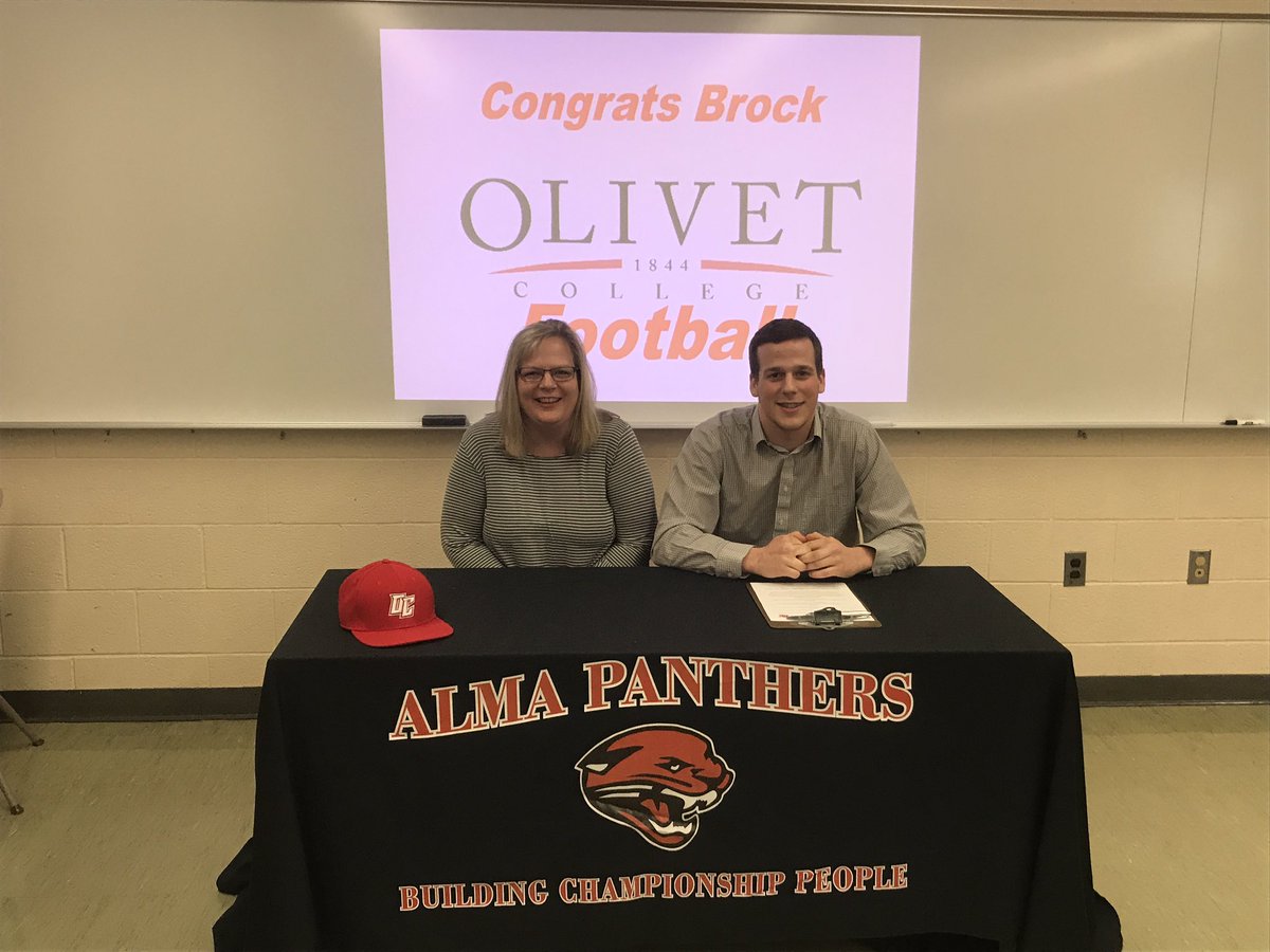 Panther_Country's tweet photo. Congrats to future Olivet Footballer Brock Milan! https://t.co/DoXsIu0JJY