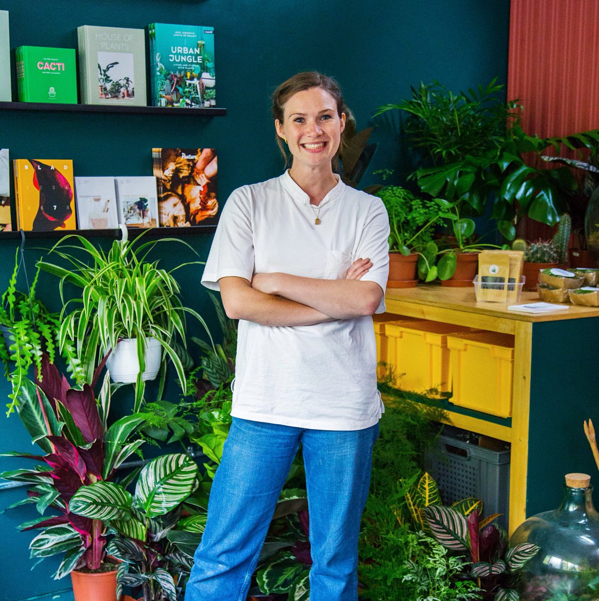 Spread London (@spread_london) on Twitter photo Come and get to know Emma Sibley from <a href="/LDNterrariums/">London Terrariums</a> - the first in a series of meets with our suppliers and partners. We’re proud to work with her, keep an eye peeled for collaborations coming soon! 🍾🌵🌿🍽 spreadlondon.co.uk/news/london-te… #InternationalWomenDay #SmallBusiness #GirlBoss Come and get to know Emma Sibley from <a href="/LDNterrariums/">London Terrariums</a> - the first in a series of meets with our suppliers and partners. We’re proud to work with her, keep an eye peeled for collaborations coming soon! 🍾🌵🌿🍽 spreadlondon.co.uk/news/london-te… #InternationalWomenDay #SmallBusiness #GirlBoss