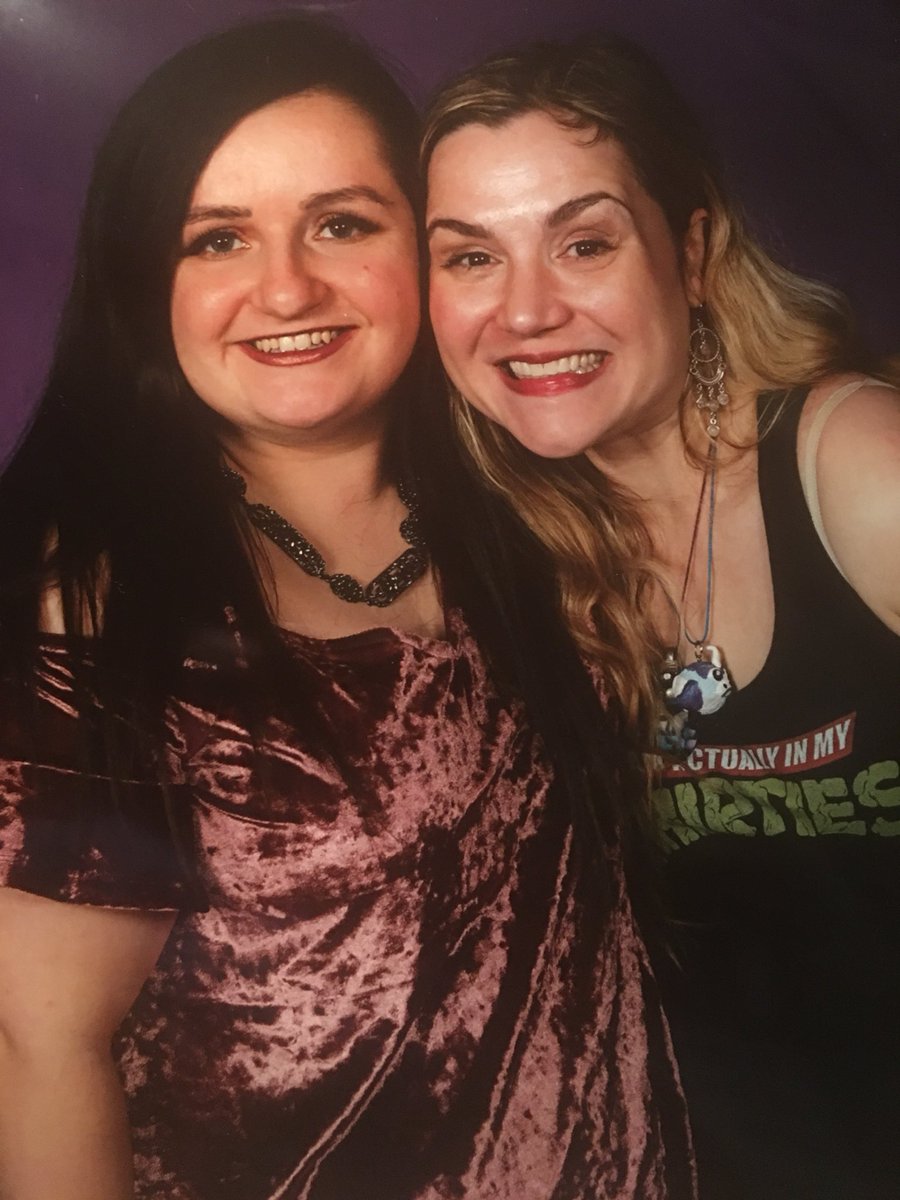 SaschaJones2's tweet photo. @RachelMiner1 it was such a pleasure meeting you at #SPNLV. While the experience was wonderful, I learned that a 4 day con uses up weeks of spoons. No matter how much I sleep, I haven’t yet recovered my energy. #chronicillness #extremefatigue #Fibromyalgia https://t.co/Xe8qkz5B58