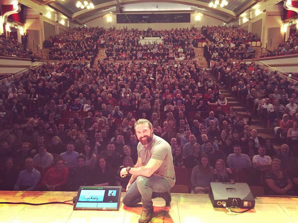 antmiddleton's tweet image. Thank you Leicester 💪🏻👊🏻 All 1600 of you 🙌🏻 #antmiddletonontour #zeronegativity #positiveforwardthinking