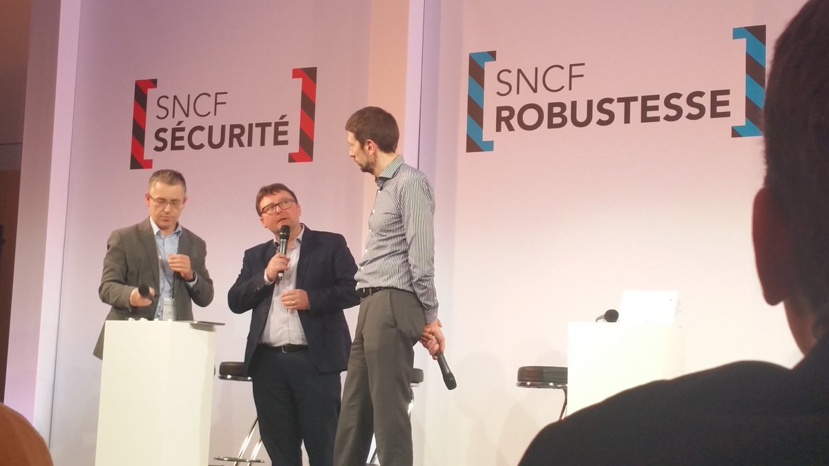 AlainferaPaul's tweet photo. Près de 200 collègues mobilisés sur Paris Est autour des enjeux #SNCFSECURITE ⚠ #SNCFROBUSTESSE 🕝 #SNCFINFORMATION 📢 https://t.co/ammugywKT3