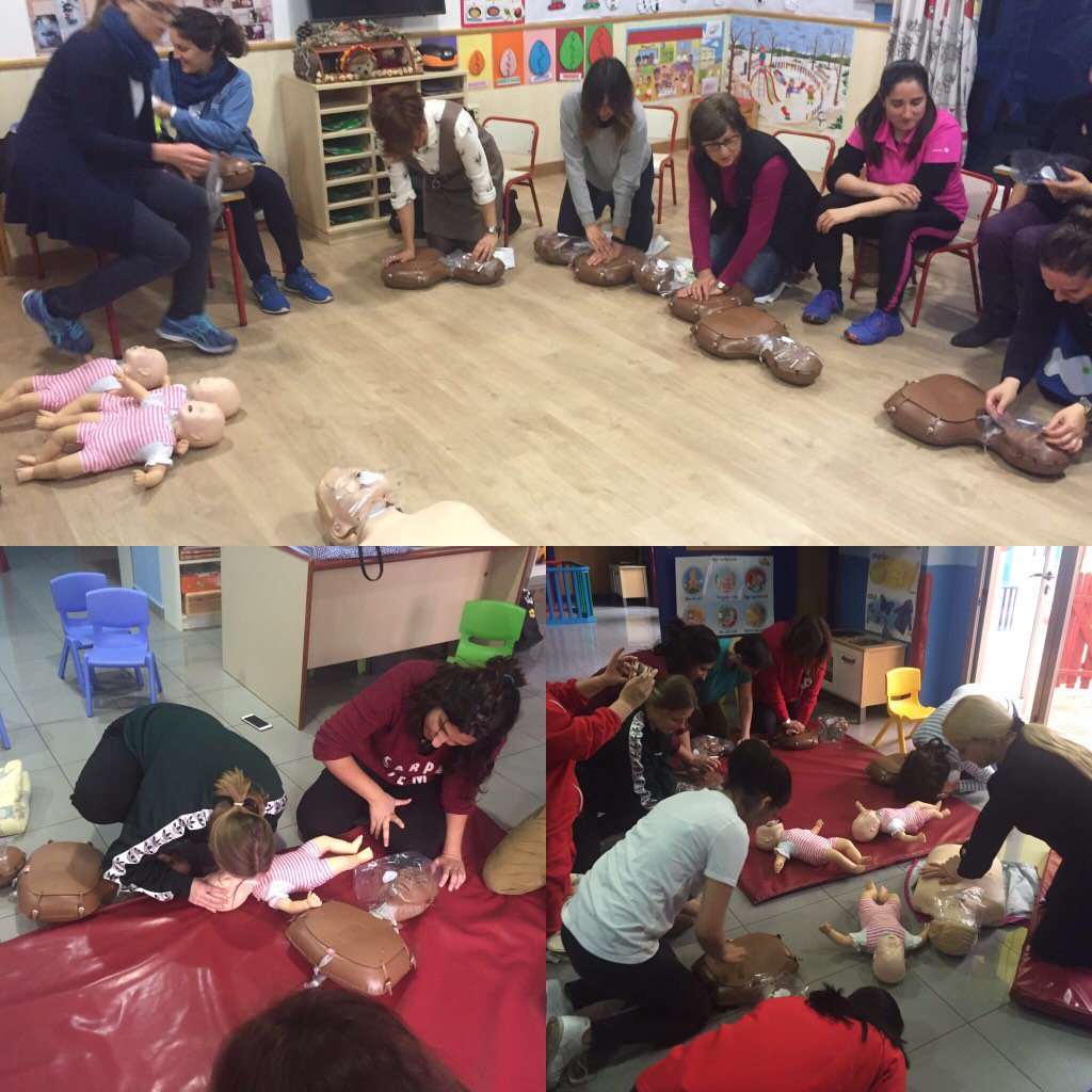 ApexEmerg's tweet photo. Cursos de RCP y Atragantamiento en escuelas infantiles #rcp #primerosauxilios https://t.co/PXrLmN6koj